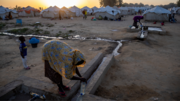 « Je suis venue aider mes sœurs » : les sages-femmes pallient les manques dans un Tchad frappé par des crues records et une crise des réfugié·e·s